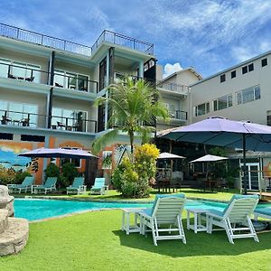 Palau Central Hotel
